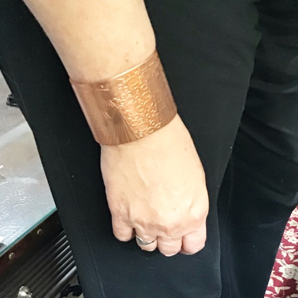 Copper cuff, Wonder Woman Cuff. New - Picture 7 of 7